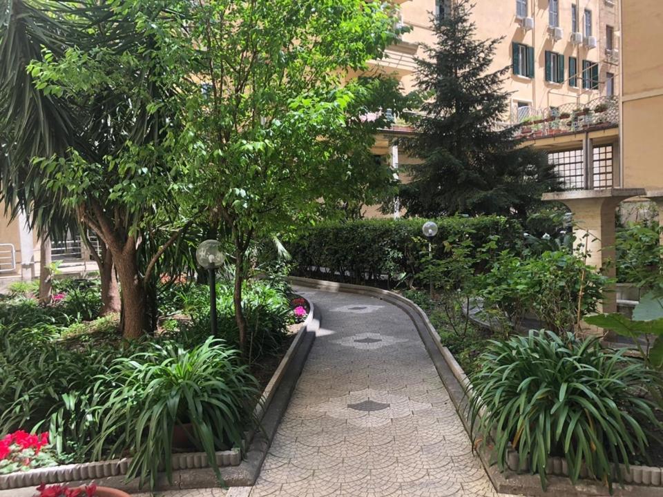 Rosy Apartment Rome Bagian luar foto